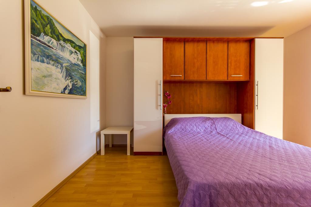 Apartments Alba Fažana Buitenkant foto