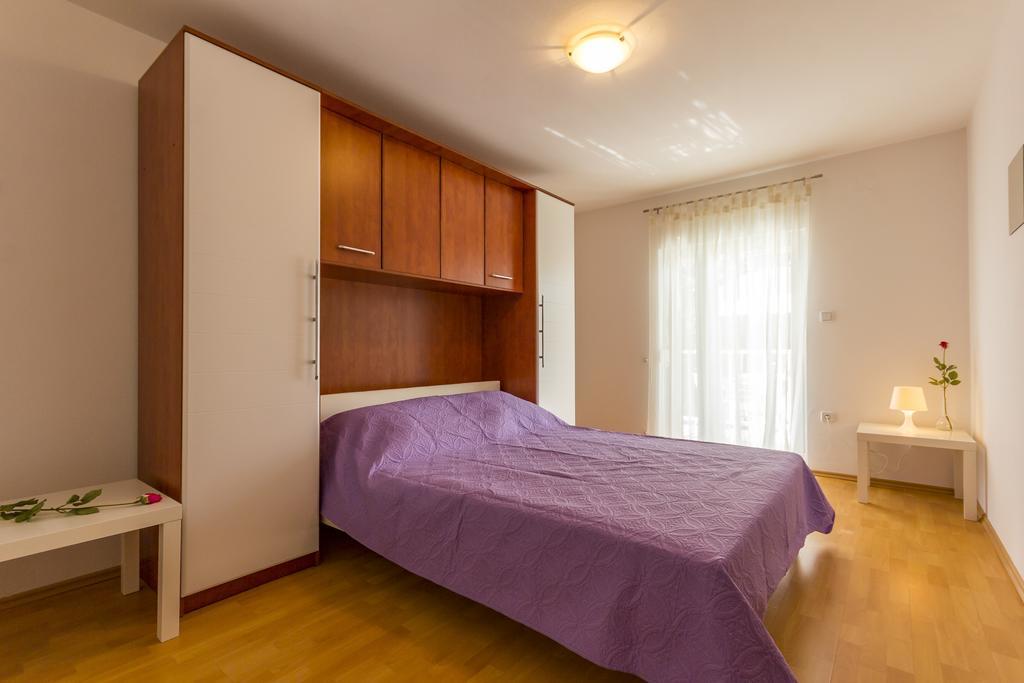 Apartments Alba Fažana Buitenkant foto