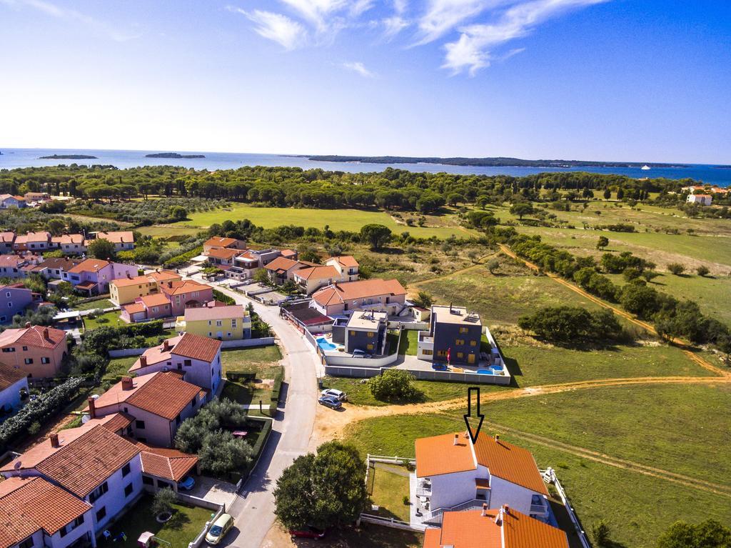Apartments Alba Fažana Buitenkant foto